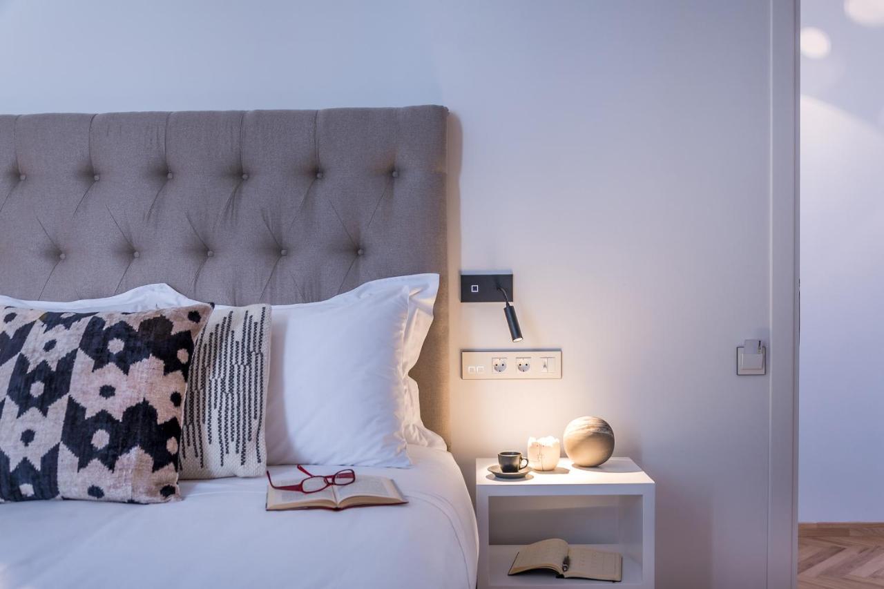 Shapes Luxury Suites Ermoupoli Ngoại thất bức ảnh