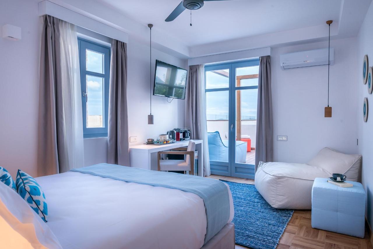 Shapes Luxury Suites Ermoupoli Ngoại thất bức ảnh