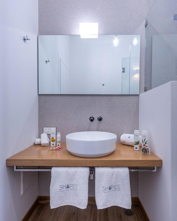 Shapes Luxury Suites Ermoupoli Ngoại thất bức ảnh